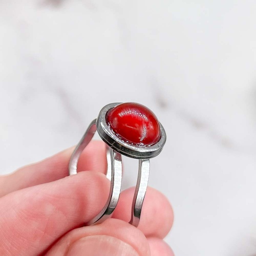 Кольцо с сердоликом