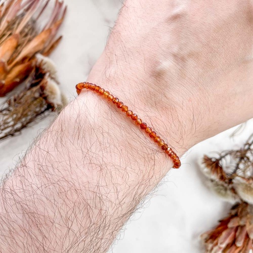 Браслет из гессонита (огранка)