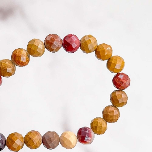 Браслет из мукаита (огранка)