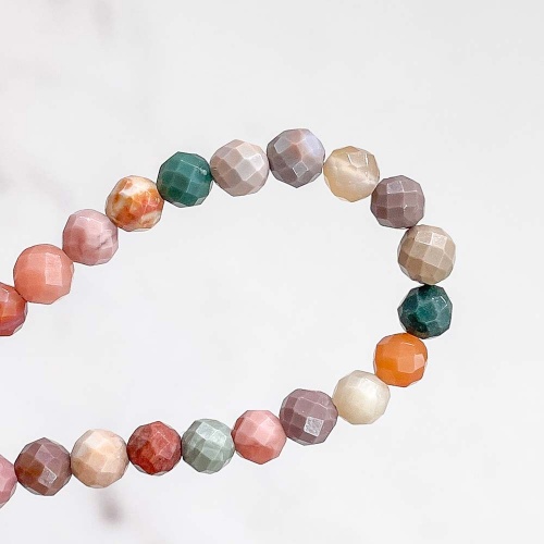 Браслет из яшмоида (огранка)