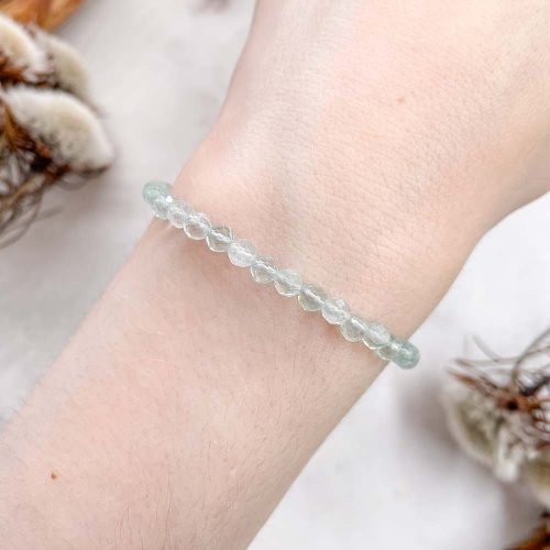 Браслет из флюорита (огранка)