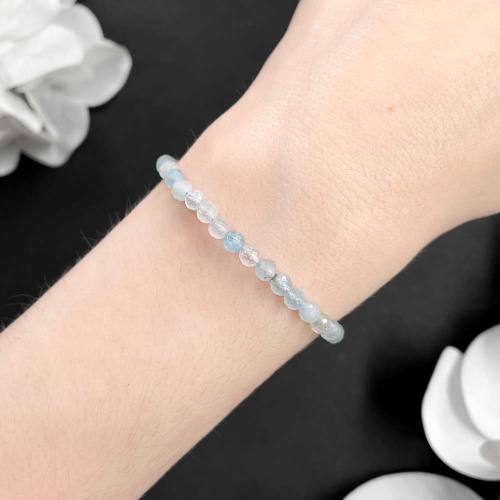 Браслет из аквамарина (огранка)