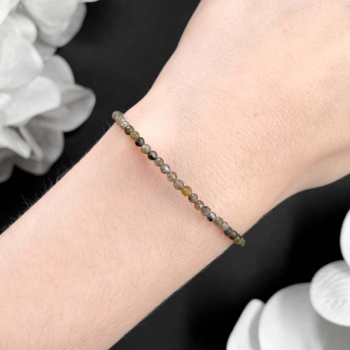 Браслет из лабрадора (лабрадорита) (огранка)