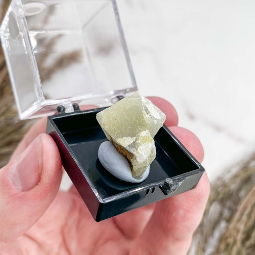 Смитсонит в боксе