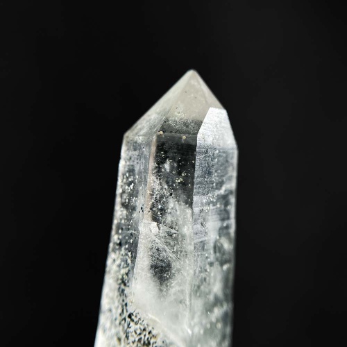 Кварц с гематитом 