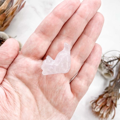 Фигурка кота из кварца розового