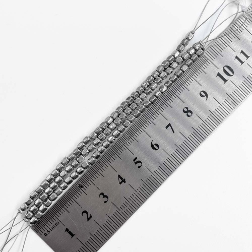 Нить бусин из геметина 2,8 мм