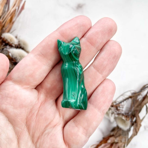 Кошка из малахита