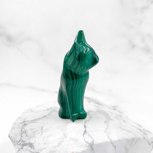 Кошка из малахита