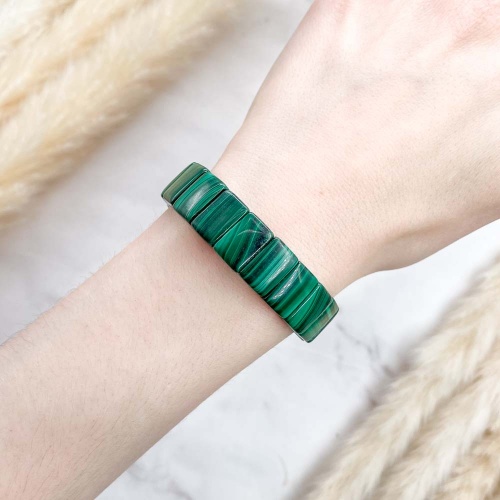 Браслет из малахита