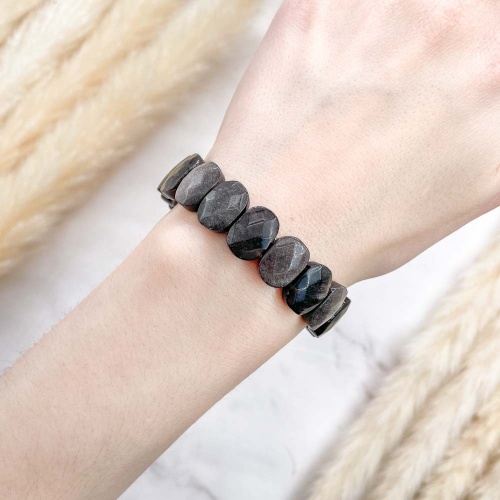 Браслет из обсидиана серебристого