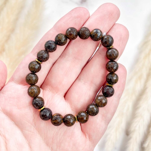 Браслет из бронзита