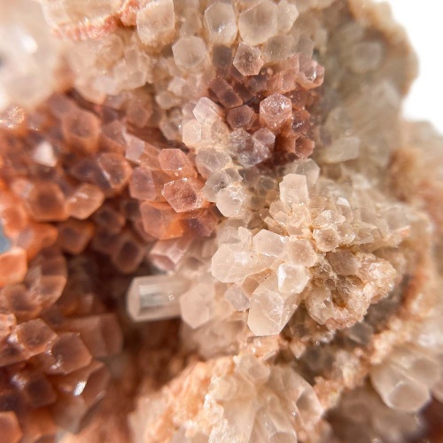 Арагонит в боксе