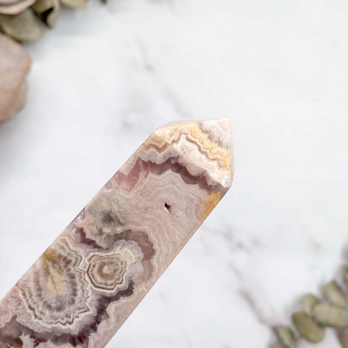 Столбик из халцедона "цветочного"