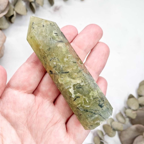 Столбик из пренита с эпидотом