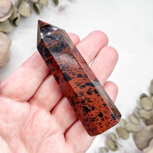 Столбик из обсидиана махагонового