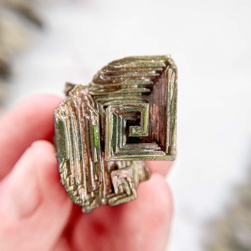 Висмут (искусственно выращенный)