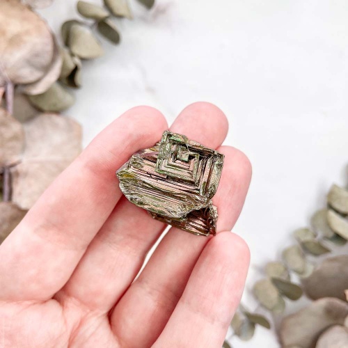 Висмут (искусственно выращенный)