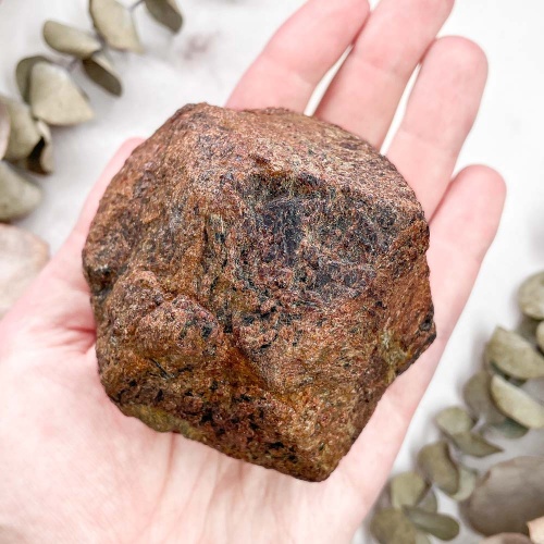 Гранат (Альмандин)