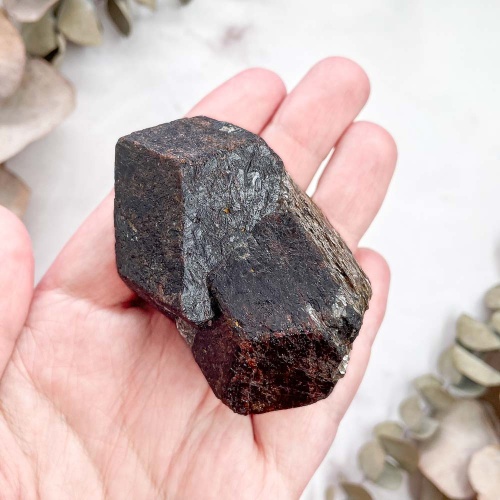 Гранат (Альмандин)