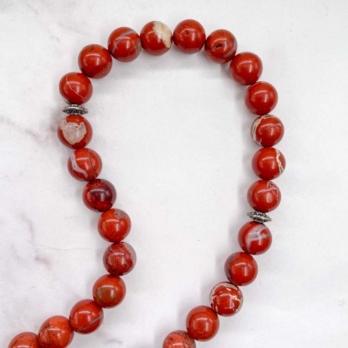 Четки из яшмы красной 33 бусины