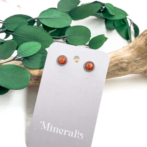 Пусеты из солнечного камня