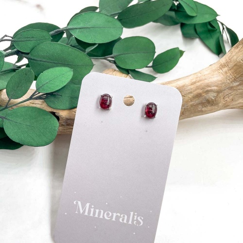 Пусеты из граната (альмандина)