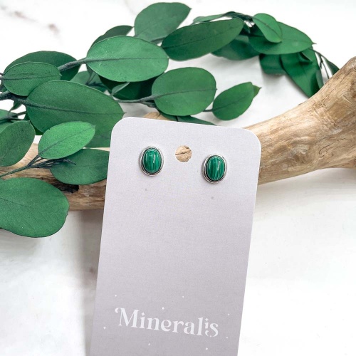 Пусеты из малахита