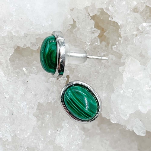 Пусеты из малахита