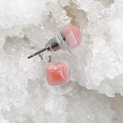 Пусеты из опала розового