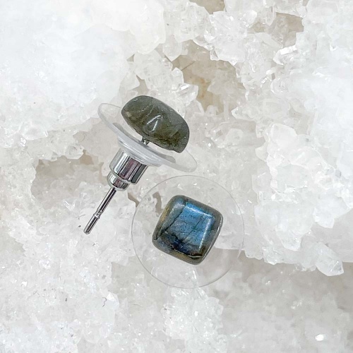 Пусеты из лабрадора (лабрадорита)