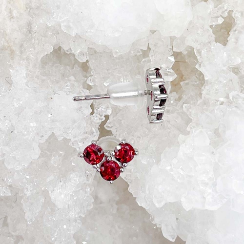 Пусеты из граната (альмандина)