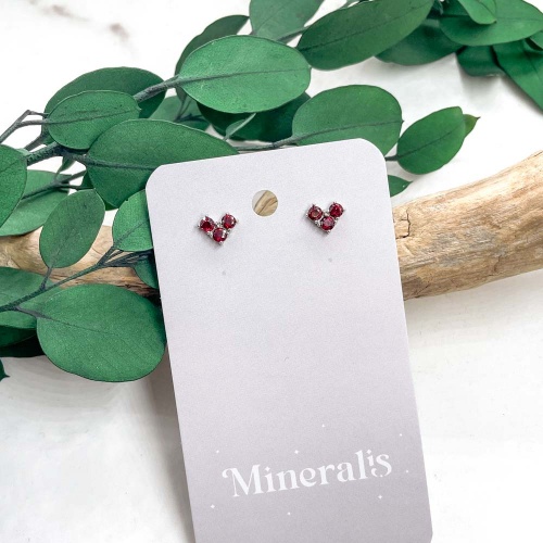 Пусеты из граната (альмандина)