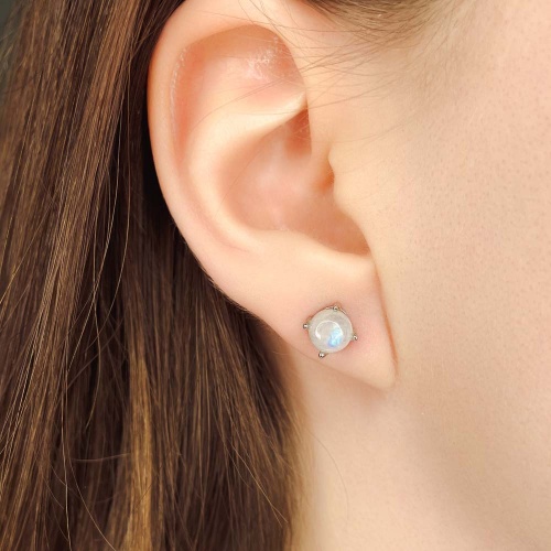 Пусеты из лунного камня