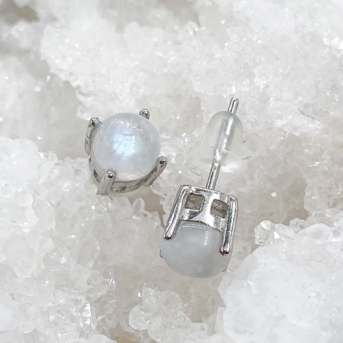 Пусеты из лунного камня