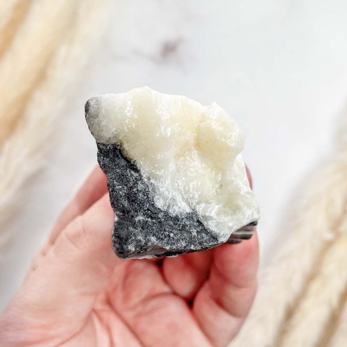 Кальцит полосатый