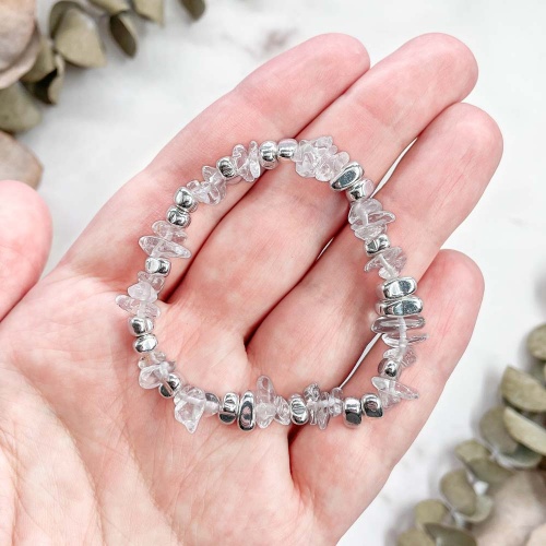 Браслет из горного хрусталя с геметином
