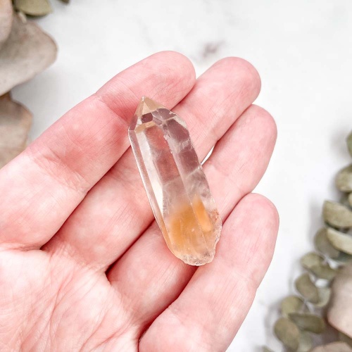 Кварц с гематитом 