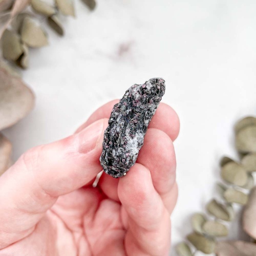 Кианит +УФ, альмандин, биотит