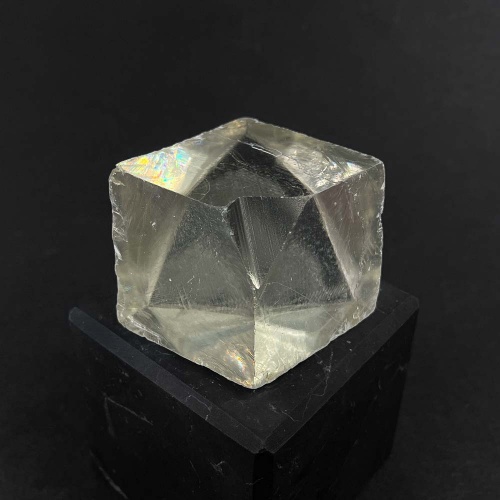 Кальцит выколки (исландский шпат)