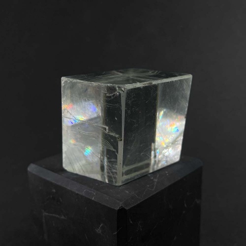 Кальцит выколки (исландский шпат)