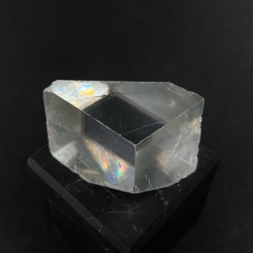 Кальцит выколки (исландский шпат)