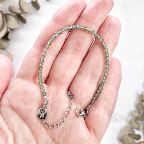 Браслет из апатита зеленого (огранка)