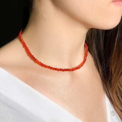 Чокер из сердолика (огранка)