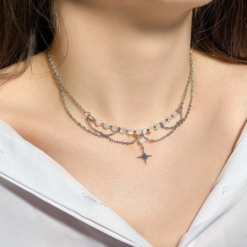 Колье из лунного камня с геметином