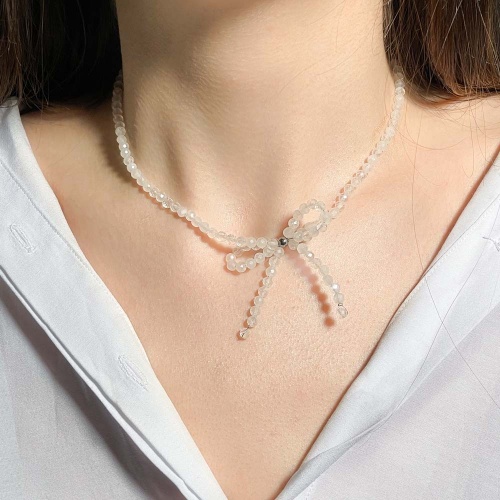 Колье из лунного камня 