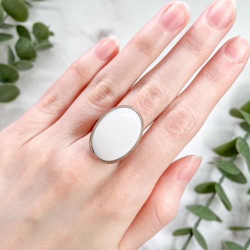 Кольцо с кахолонгом