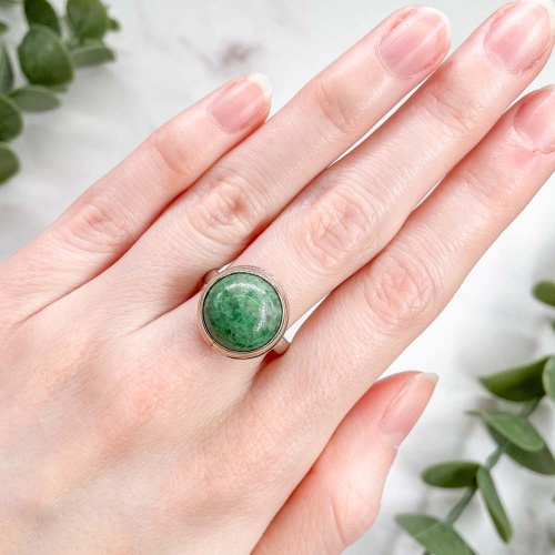 Кольцо с жадеитом