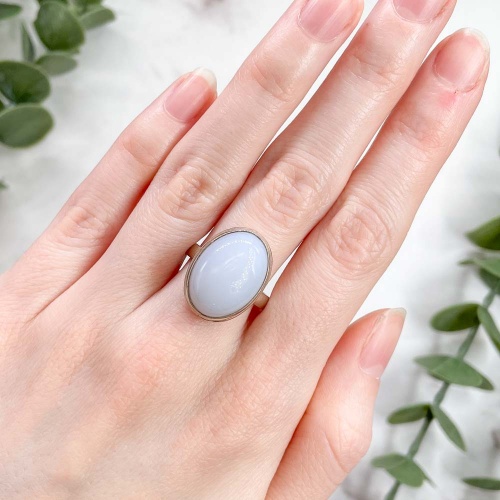 Кольцо с халцедоном голубым