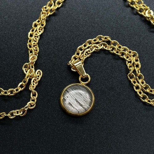 Кулон из метеорита Алетай